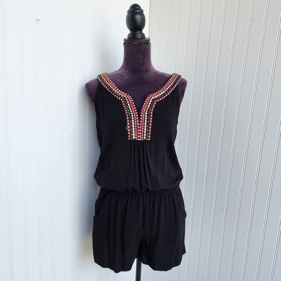 NWT BCX Womens Sleeveless Embroidered Romper Tie Back Black Rayon Sleveless Sz M - Picture 1 of 16